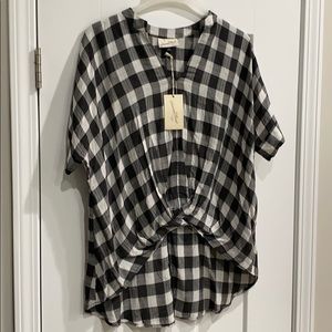 Short sleeve casual top